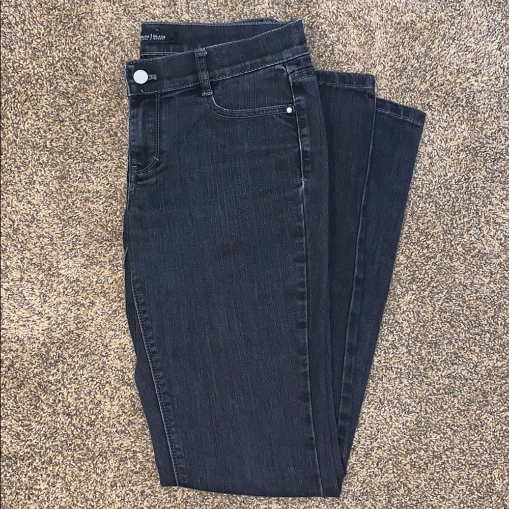 Women’s Black-White House Black Market-Jeans